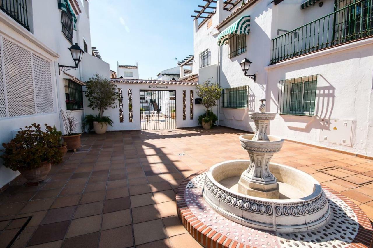 Puerto De La Duquesa Beach Apartment Castillo de Sabinillas Dış mekan fotoğraf